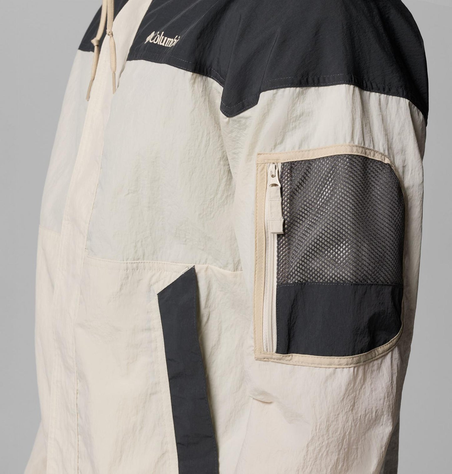 Columbia challenger II windbreaker sand