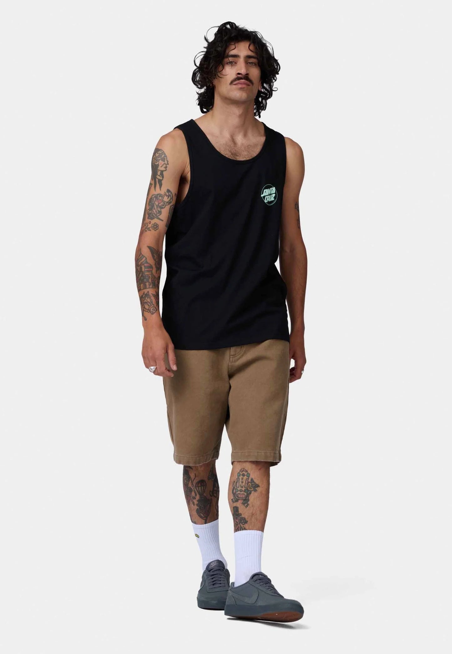 Santa Cruz partial dot vest black