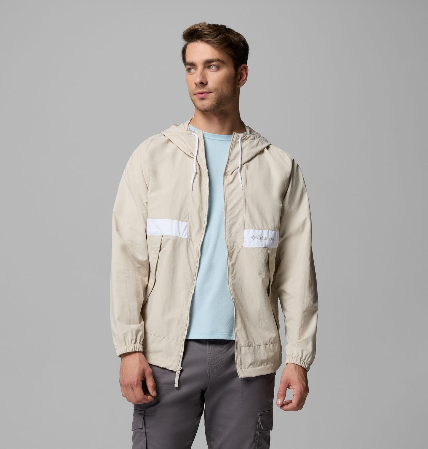 Columbia spire valley hooded windbreaker sand