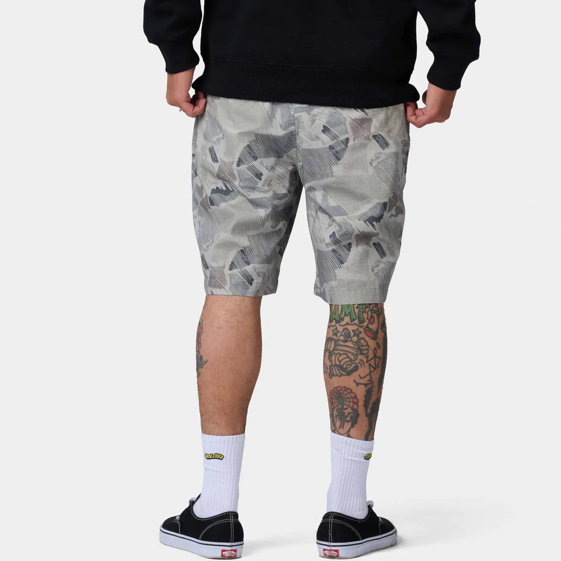Santa Cruz Clyde shorts woodcut camo