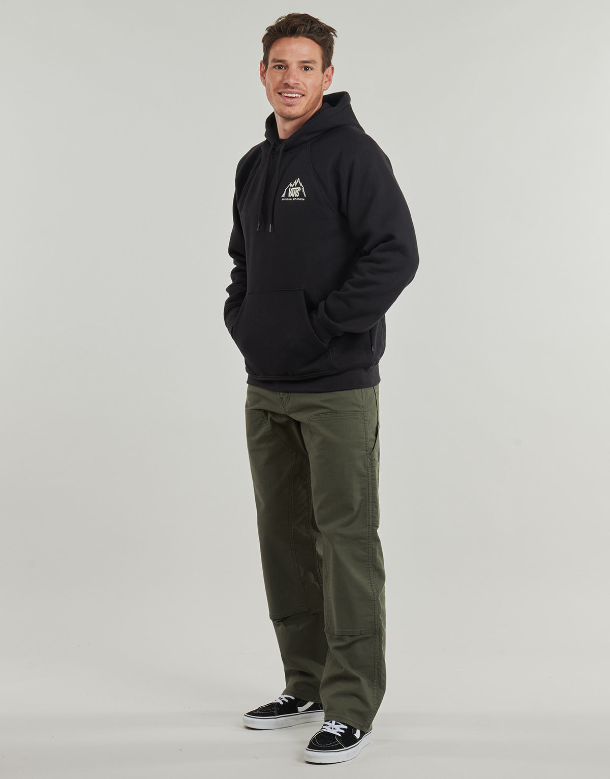 Vans crestline logo black