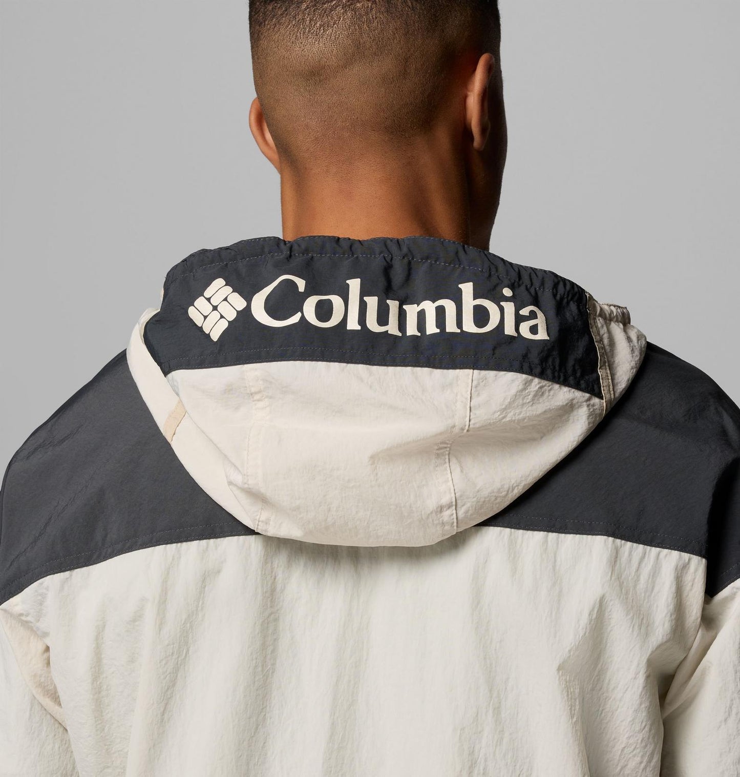 Columbia challenger II windbreaker sand