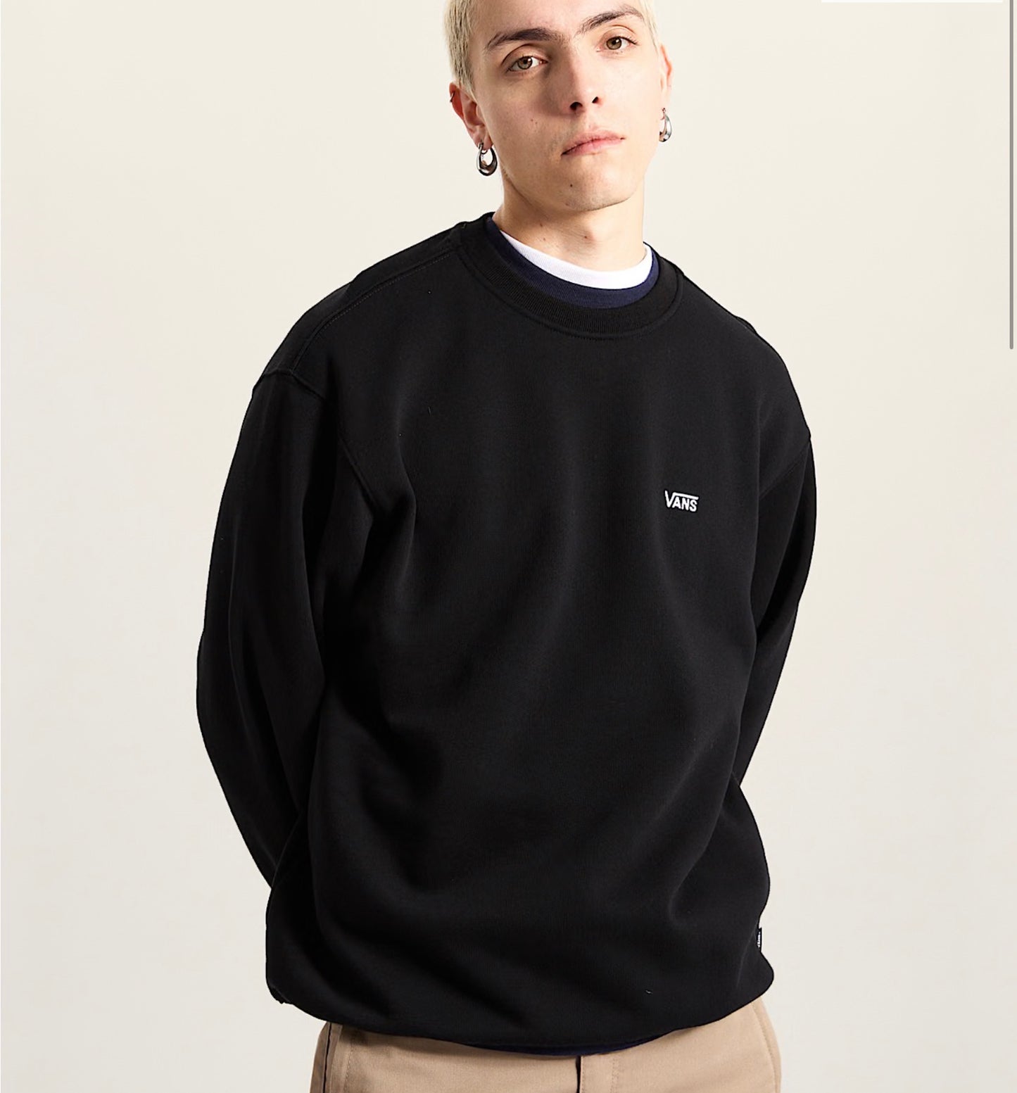 Vans left chest loose crew black