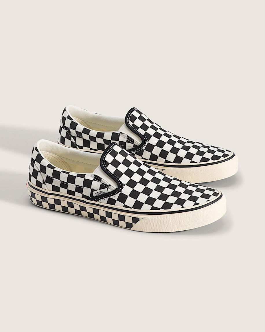 vans classic slip-on checkerboard black marshmallow